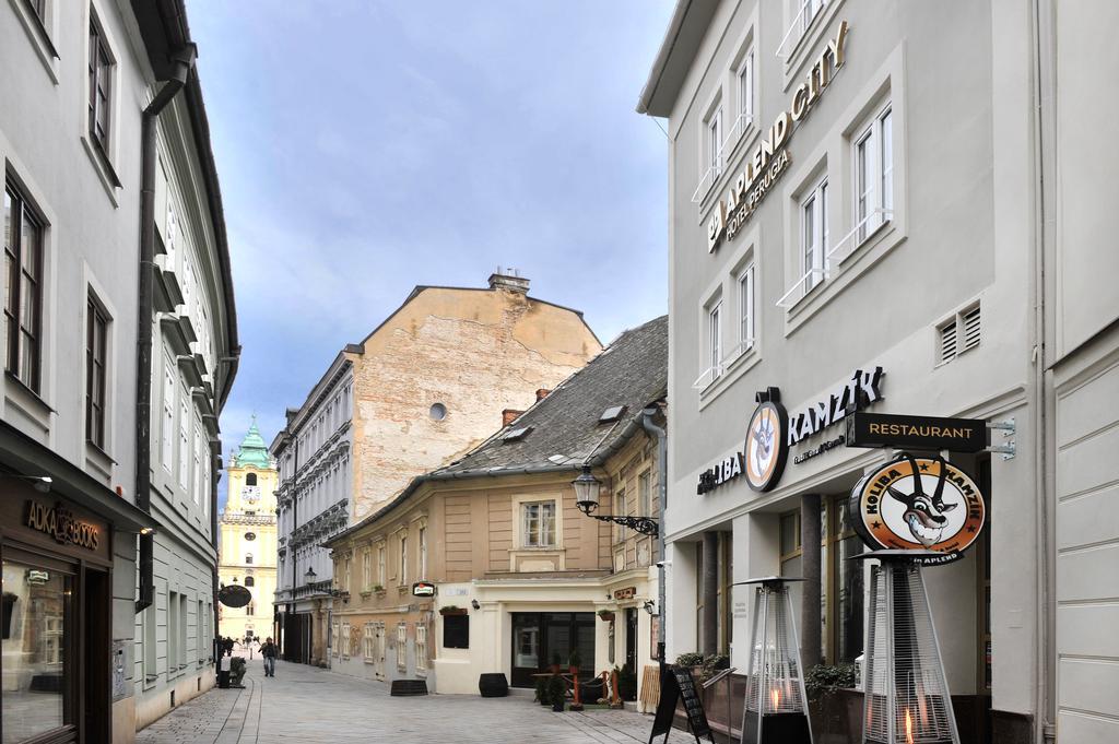 Aplend City Hviezdoslavovo Namestie บราติสลาวา ภายนอก รูปภาพ