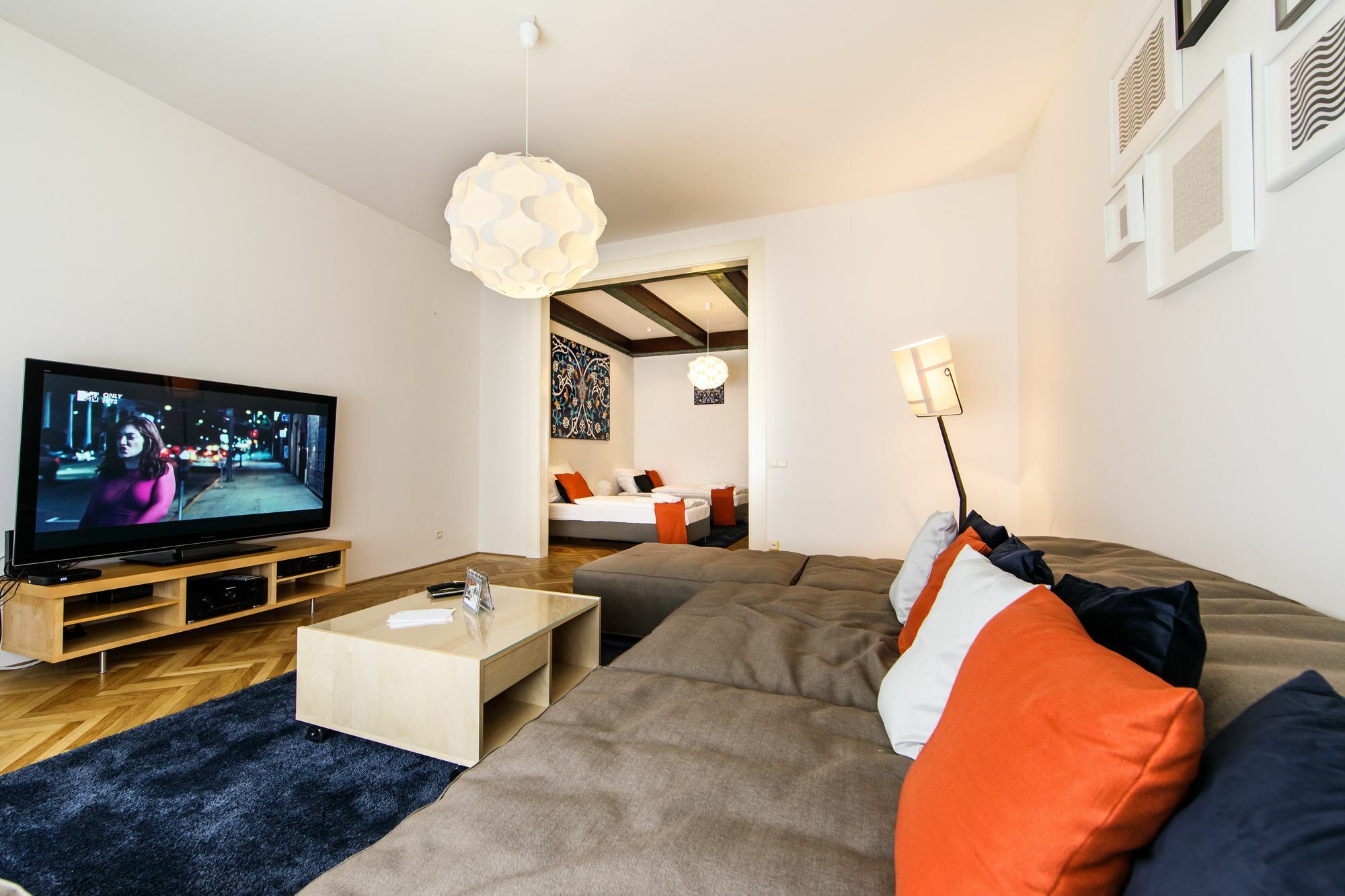 Aplend City Hviezdoslavovo Namestie บราติสลาวา ภายนอก รูปภาพ