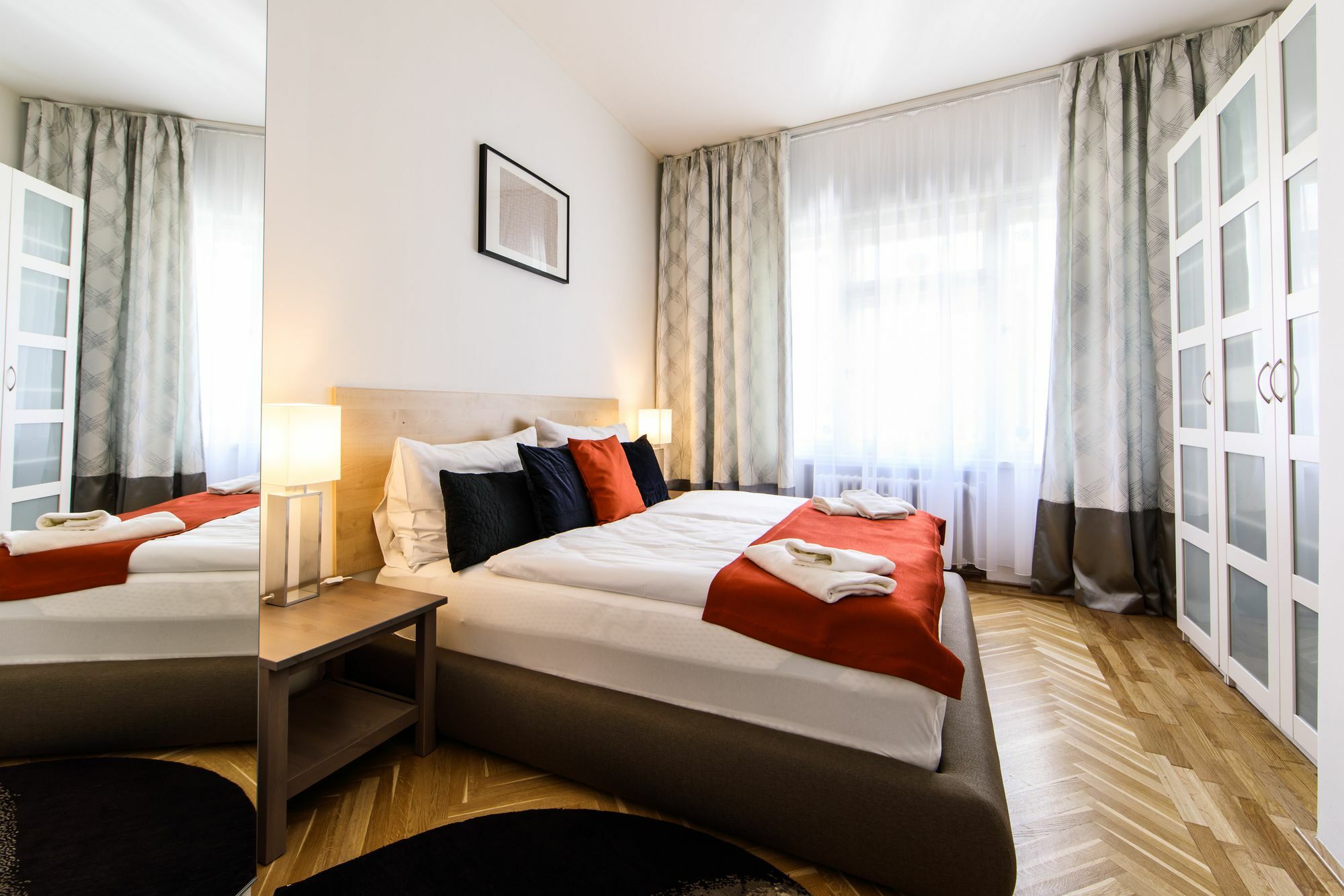 Aplend City Hviezdoslavovo Namestie บราติสลาวา ภายนอก รูปภาพ